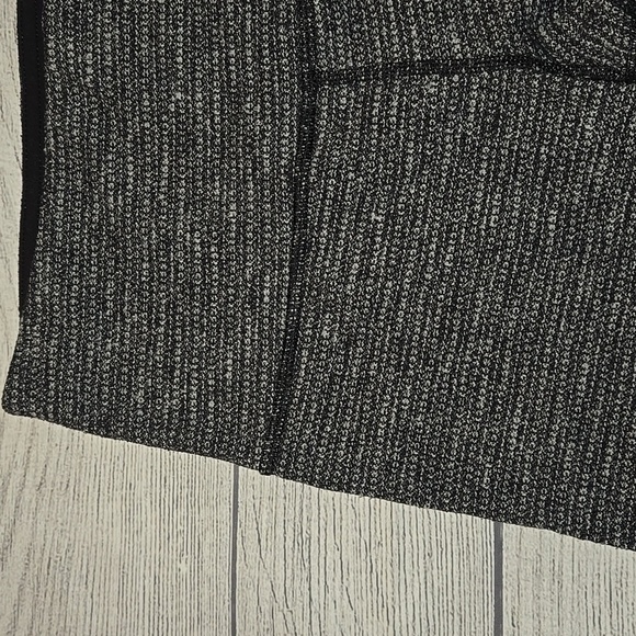 Lululemon Women's Wunder Under Pants III Black and White Size 6 - Picture 3 of 10